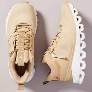 On Cloud Hi Sneaker Boot Dune Size 9